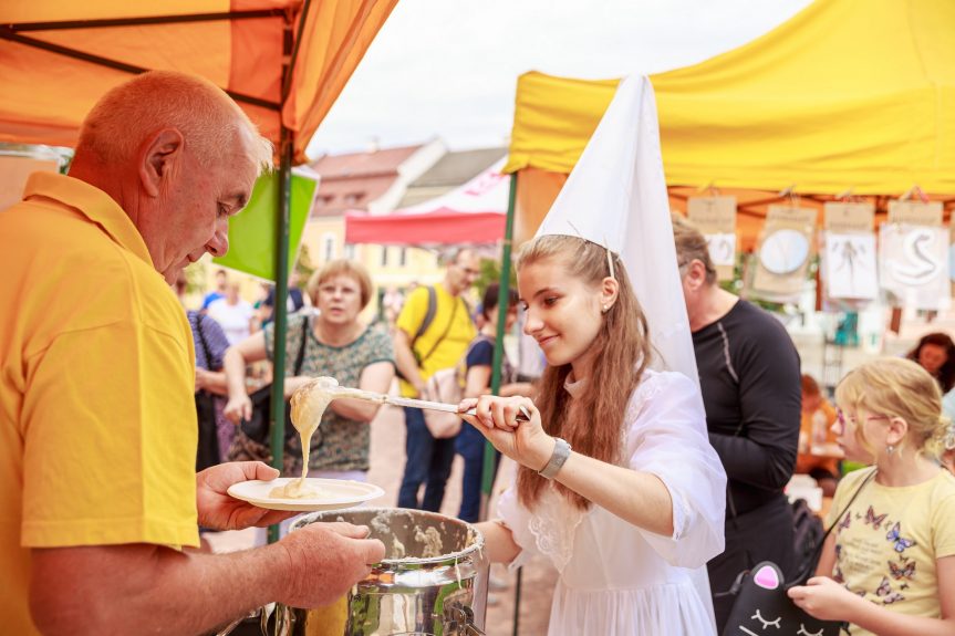 Slavnosti medu udělají za létem sladkou tečku